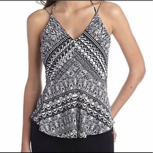 JESSICA SIMPSON RALEIGH JUNIORS HALTER TOP(NWT)